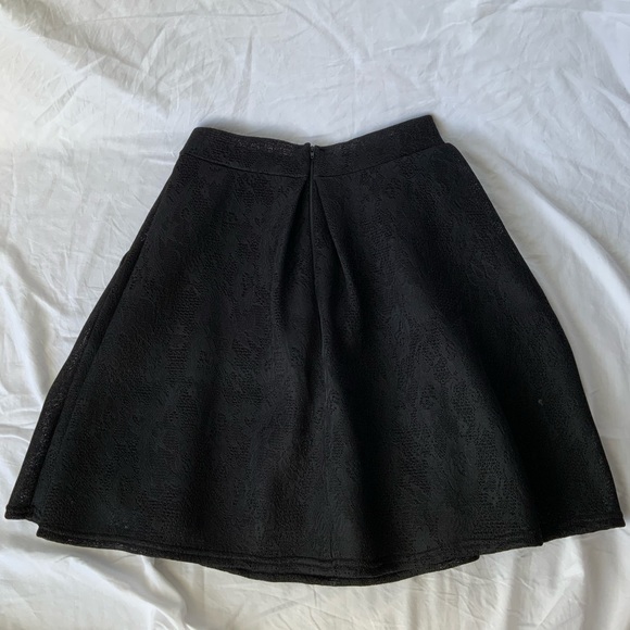 Black Mesh Flower pattern Party High waist Fashion modern Skirt UK brand TFNC - Picture 6 of 16